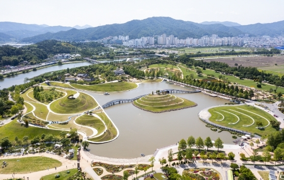 順天灣國家庭園