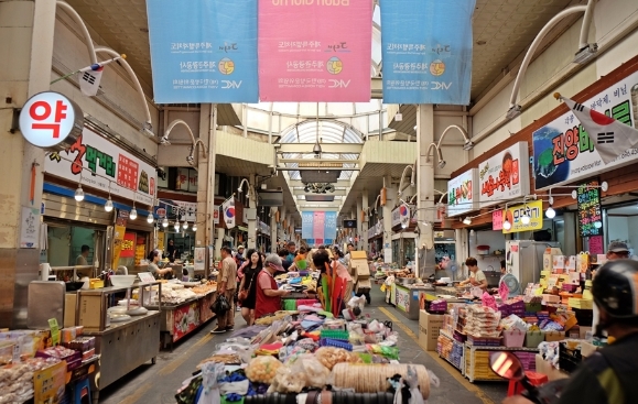 西歸浦每日偶來市場